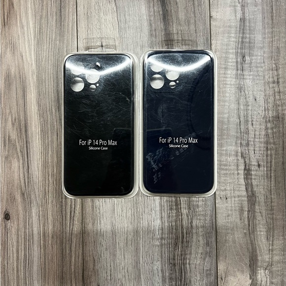 Midnight blue iPhone 14 Pro Max silicone case, NWOT - Picture 4 of 4